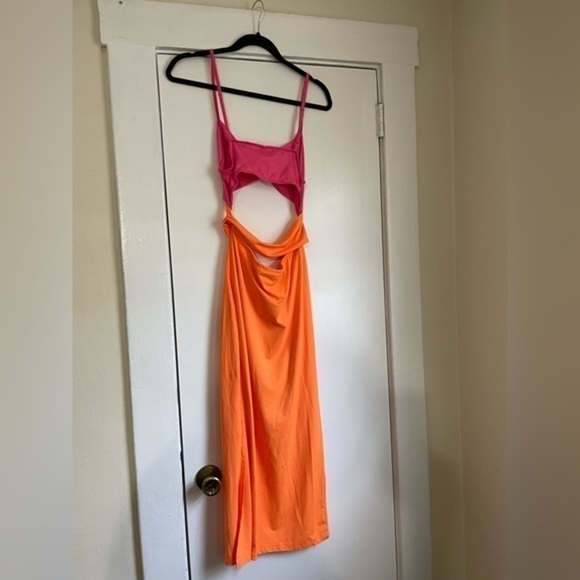 Pink and Orange Color Block cut out midi dress Size Medium - Picture 9 of 10